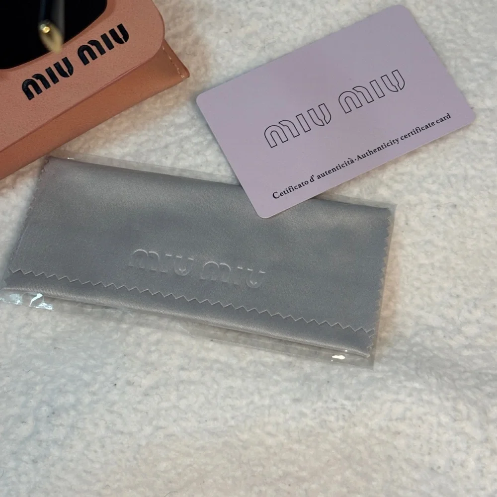 Miu Miu these miu